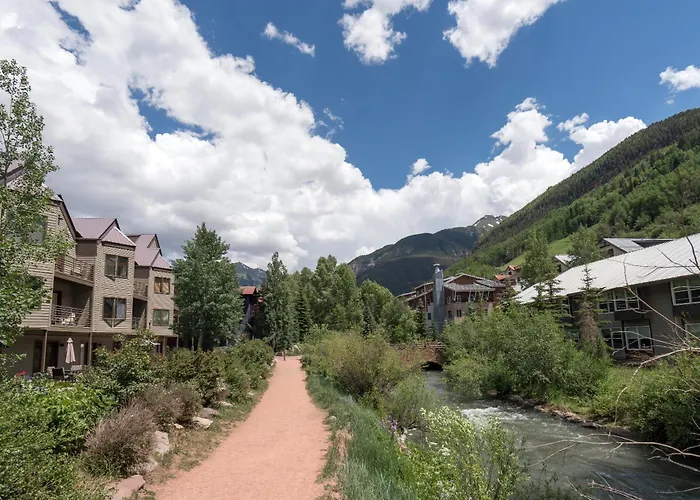 A Slice Of Paradise By The River